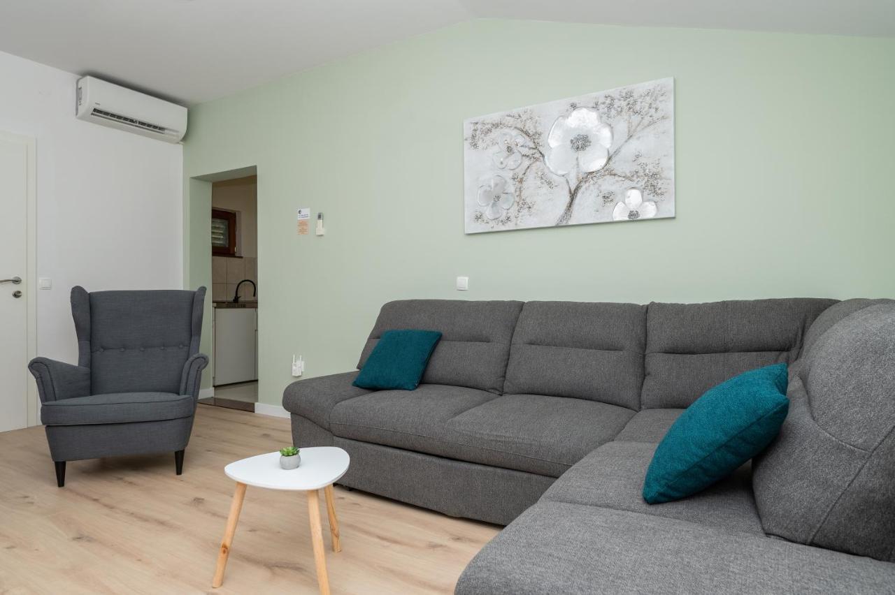 Apartman Marin Makarska Buitenkant foto