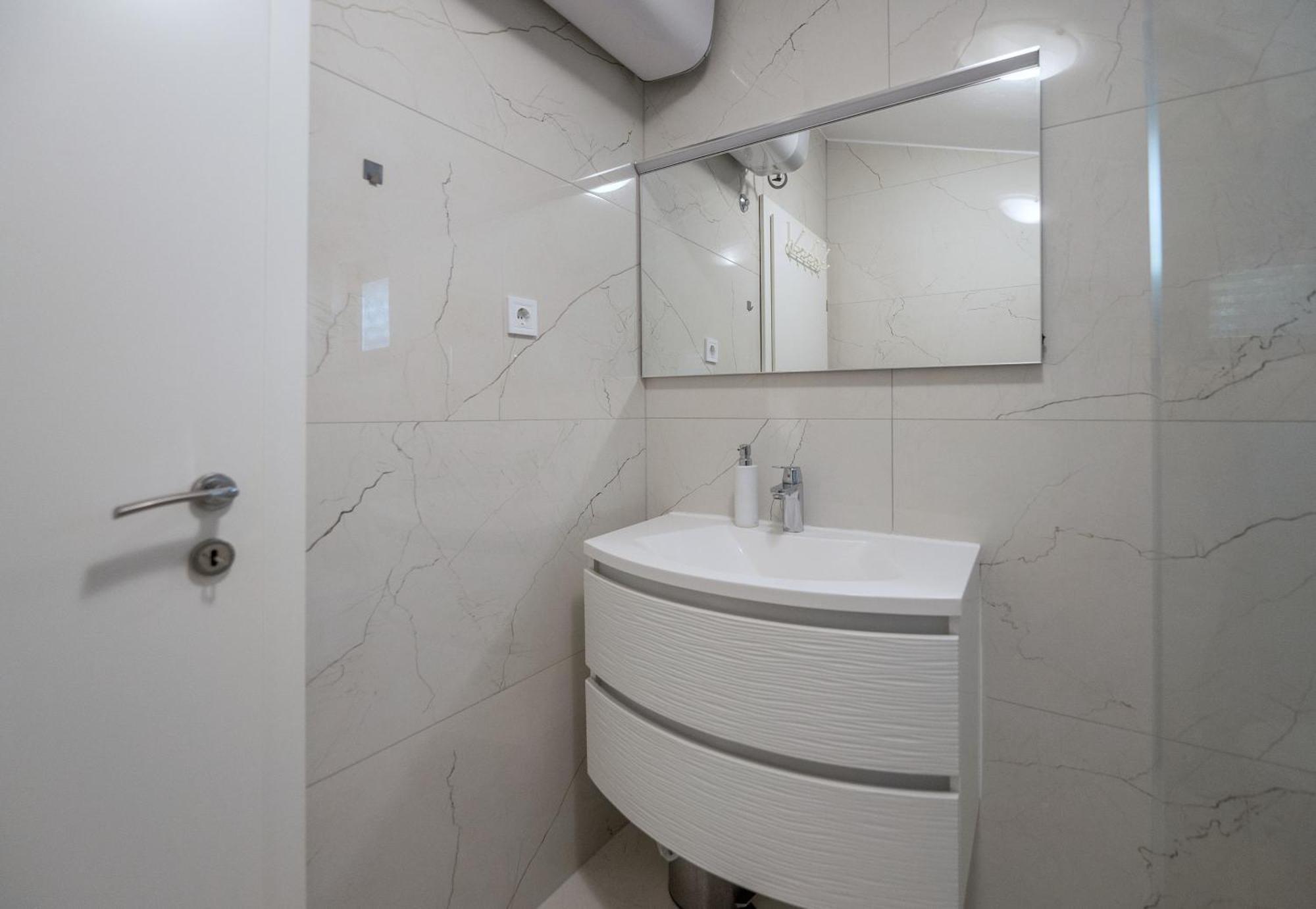 Apartman Marin Makarska Buitenkant foto